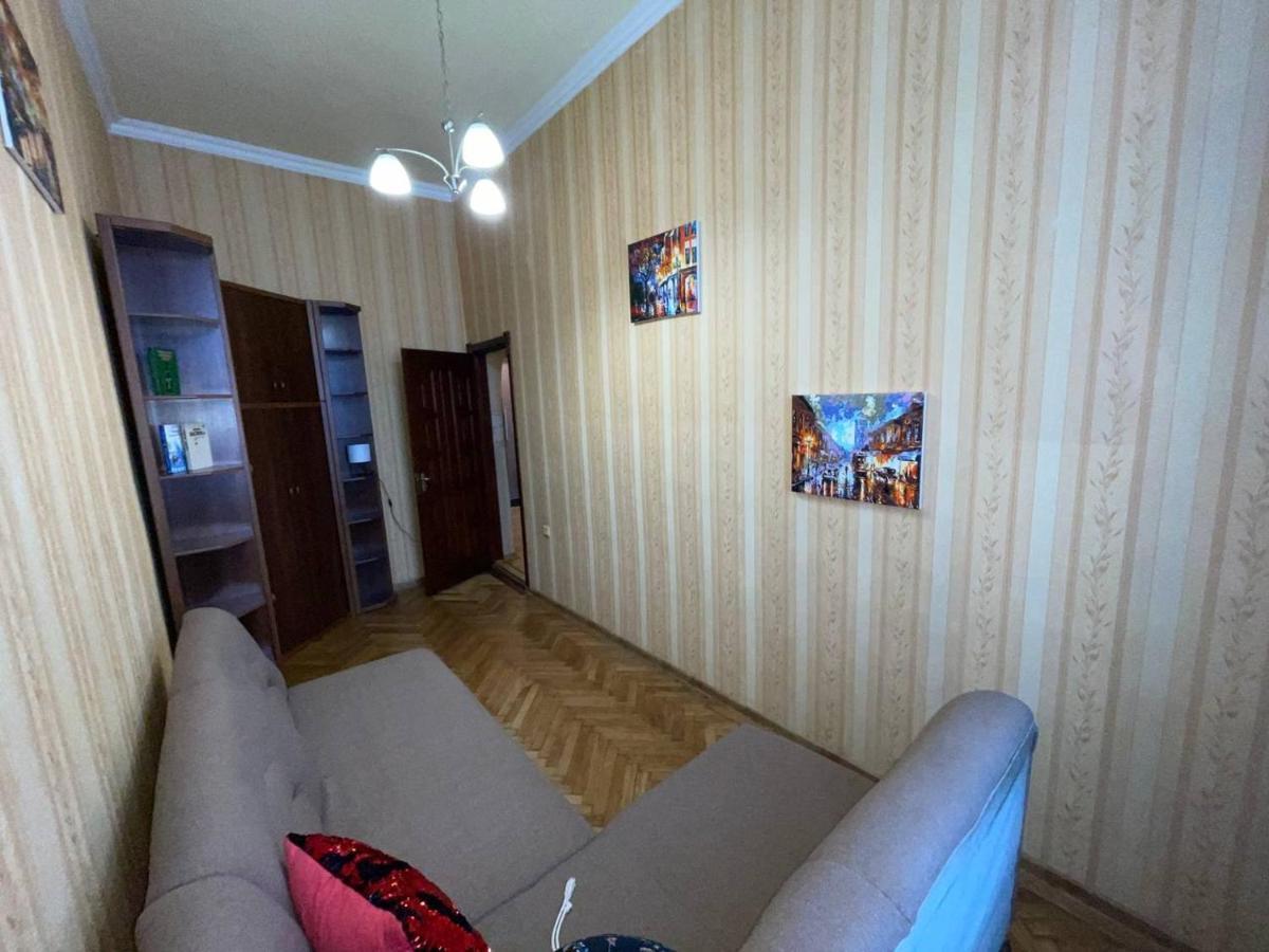 White Rooms On City Center Lviv Luaran gambar