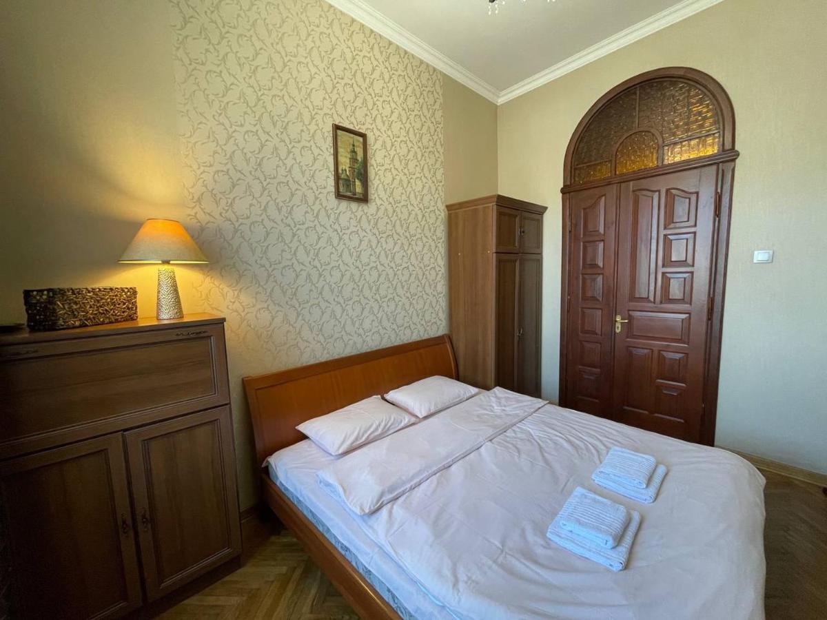 White Rooms On City Center Lviv Luaran gambar